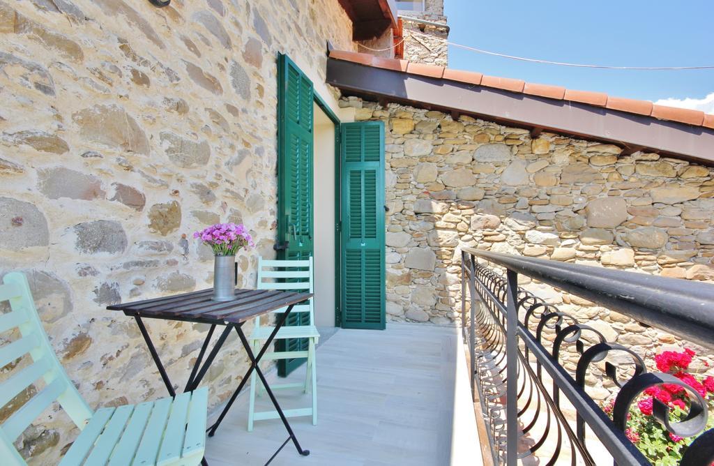 B&B La Villetta Дольчеаккуа Экстерьер фото
